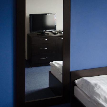 Garni Hotel Fellini Žiar nad Hronom Habitación foto