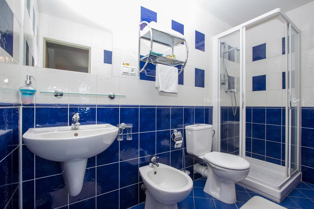 Garni Hotel Fellini Žiar nad Hronom Habitación foto