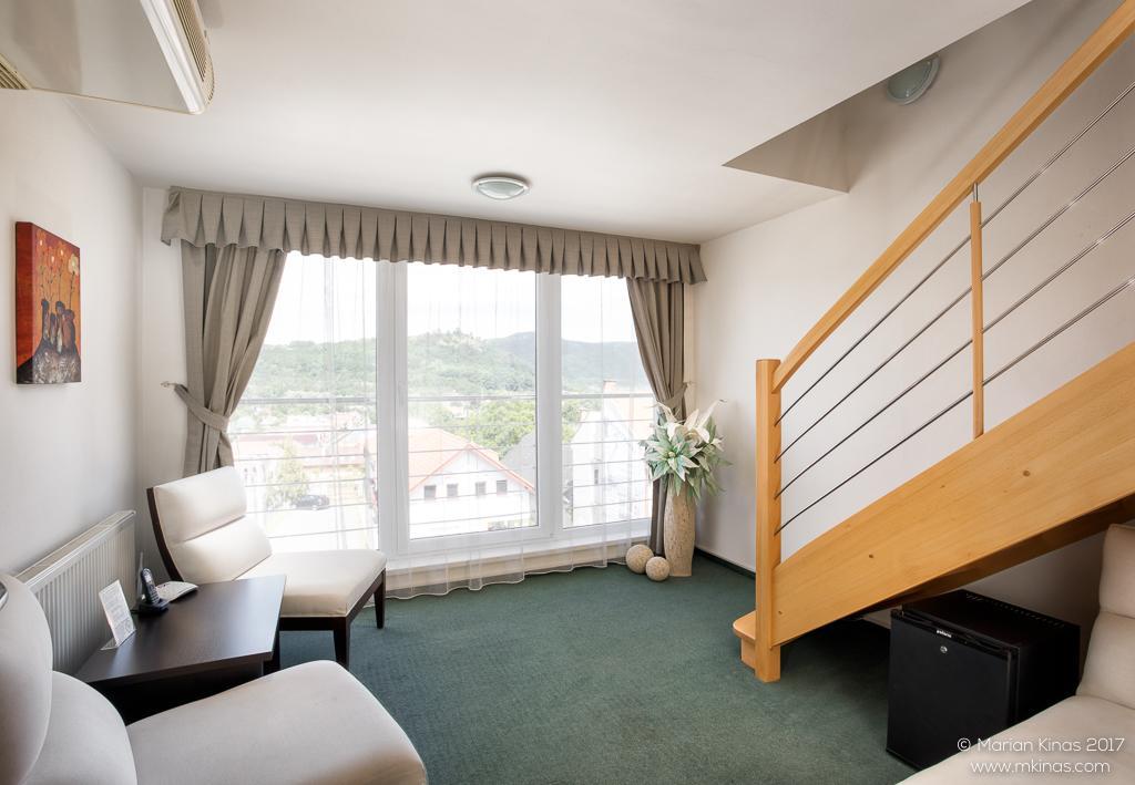 Garni Hotel Fellini Žiar nad Hronom Exterior foto